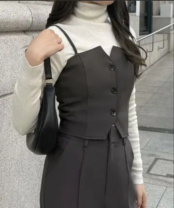 백 레이스업 뷔스티에 + 슬랙스 팬츠 set