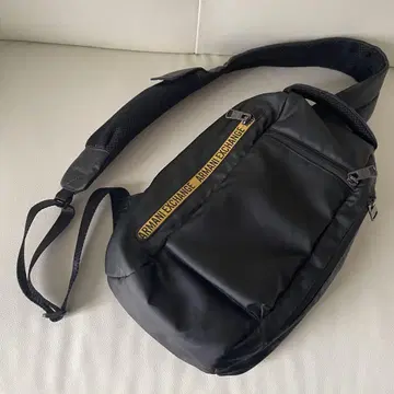 ARMANI EXCHENG 아르마니 익스체인지 바디백 블랙
