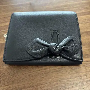 JILLSTUART 블랙 리본 장식 반지갑