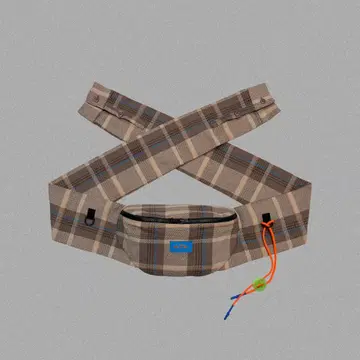 새상품 code 47L 체크 바디백