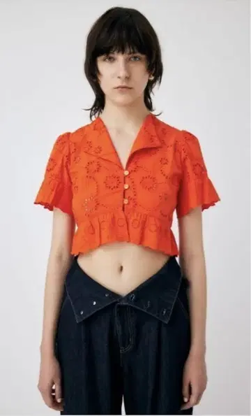 MOUSSY 마우지 여성용 반팔 블라우스 오렌지 숏 기장