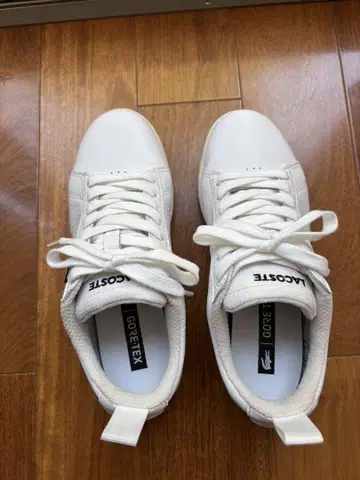 라코스테 가죽 스니커즈 여성용 고어텍스 23cm