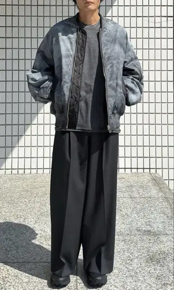YOKE SPREY PRINTED BOMBER JACKET