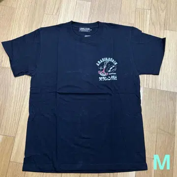 새상품 타츠노코 프로 M 하 대마왕 하품 쨩 블랙 반팔 티셔츠