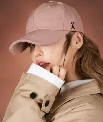 [ VARZAR/바자르 ] 골드 스터드 오버핏 볼캡 핑크