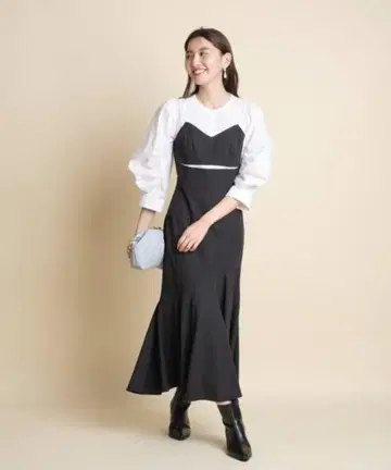 JUSGLITTY 뷔스티에 도킹 원피스