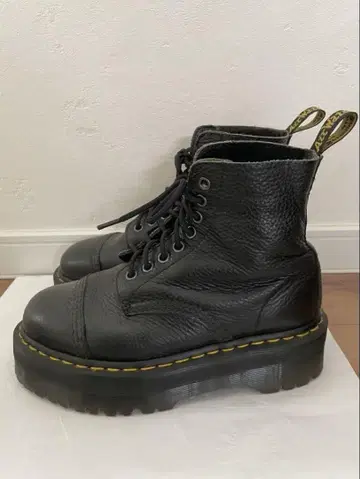 Dr. Martens/닥터마틴 SINCLAIR 정글 부츠