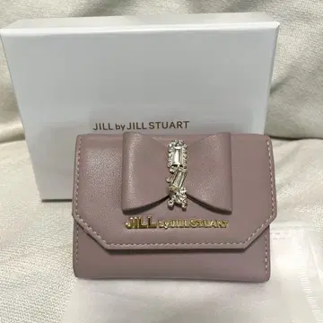 JILL by JILL STUART 연보라 3단 폴더형 지갑