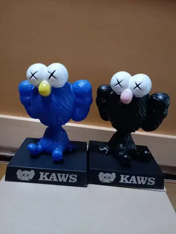 KAWS 피규어 세트 파랑 블랙 2개 세트
