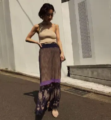 Ameri VINTAGE SCALLOP LACE KNIT SKIRT