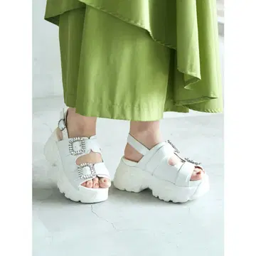 [새상품] 8cm 통굽 볼륨 밑창 비쥬 스포츠 샌들 (화이트) SALE