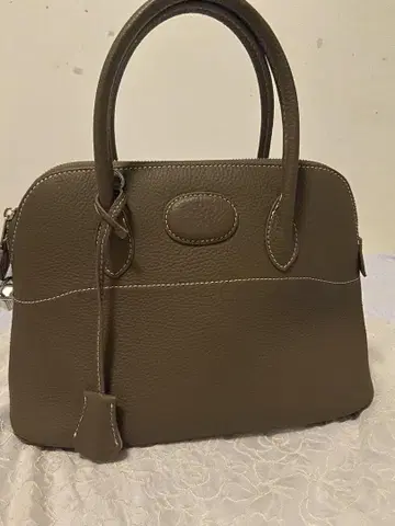 부가티 천연 가죽 핸드백 에토프