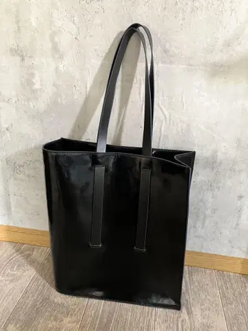 UNIQLO +J 유니클로 질 샌더 가죽 토트 백 블랙