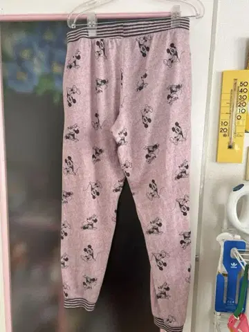 파자마 팬츠 미키 착용컷