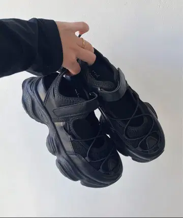 AS KNOW AS plus 통굽 메쉬 스니커즈 샌들 23.5cm