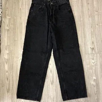 ZARA 립드 BAGG 데님 팬츠
