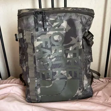 THE NORTH FACE 카모플라쥬 백팩