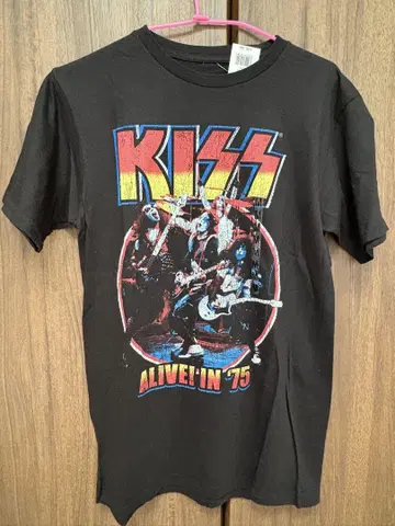 KISS ALIVE IN '75 티셔츠