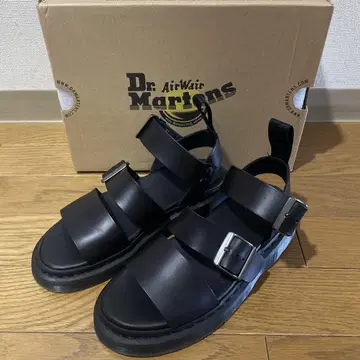 Dr. Martens 샌들 그리폰