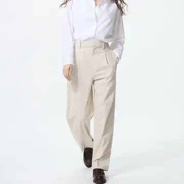유니클로 턱 와이드 팬츠 내추럴 M