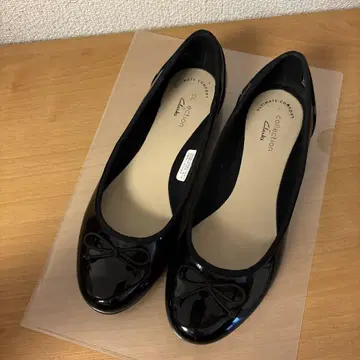 클락스 펌프스 23cm 에나멜 블랙