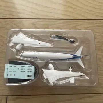 ANA Boeing 787 1/200 스케일 모델