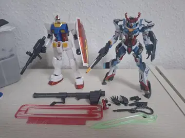 건담베이스 한정 RX-78-2 건담 & HG 지크 액스 묶음 판매