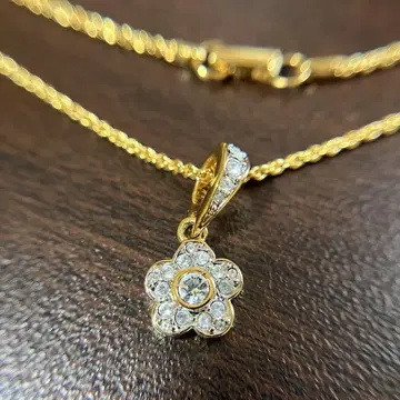 SWAROVSKI 스와로브스키 플라워 목걸이 골드 키라키라