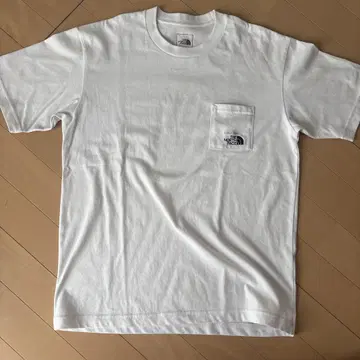THE NORTH FACE 포켓 부착 티셔츠 화이트