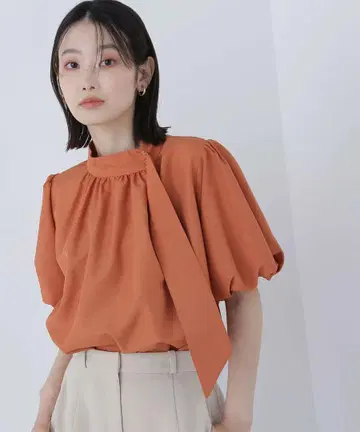 린넨 라이크 사이드 타이 블라우스