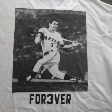 FOR3VER T셔츠 M 호쾌한 헛스윙 화이트 베이스, 뒷면에 사진