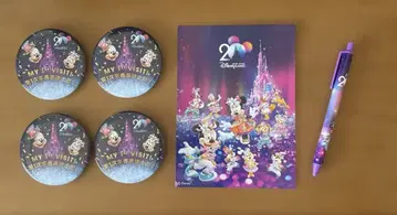 홍콩 디즈니랜드 호텔 20주년 엽서 세트 캔배지 핀배지