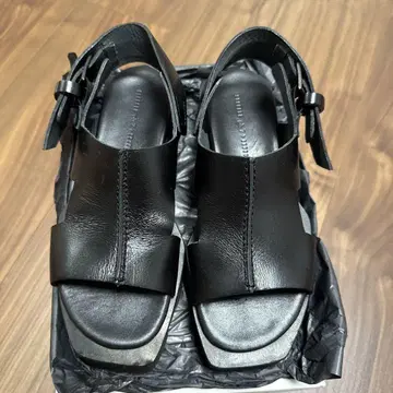 피아카세테 ph7+ 블랙 35 가죽 22.5cm
