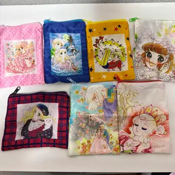 이가라시 유미코의 세계 파우치 가챠