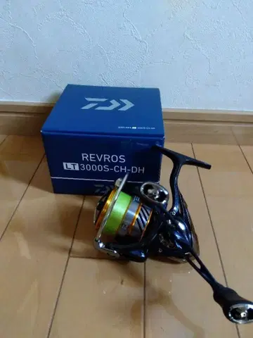 다이와 레브로스 LT3000S-CH-DH