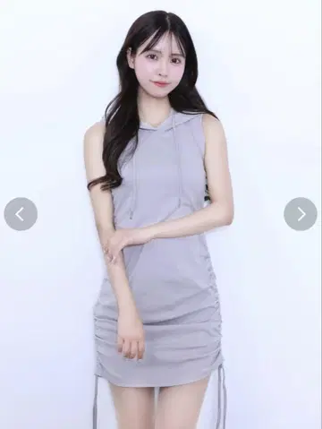 EATME 후드 셔링 타이트 미니 원피스
