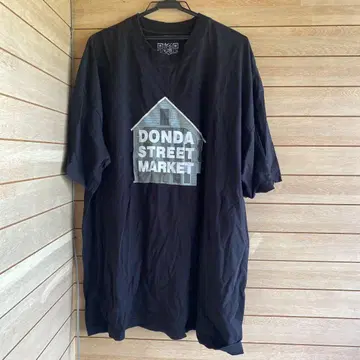 S819.14 Donda Street Market 블랙 티셔츠