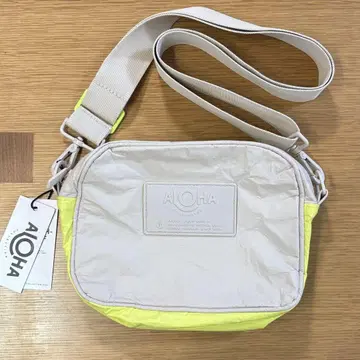 ALOHA COLLECTION 사선 가방 베이지