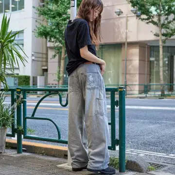 that's life White Bleach Denim