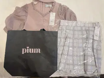 pium happy box 스커트 상의 세트