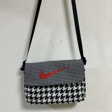 Nike 하운드투스 사코슈