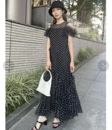 택 포함 snidel 랜덤 프릴 튤 드레스 도트 원피스 오프숄더