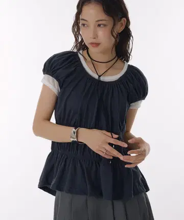 MUHET 레이어드 스타일 퍼프 슬리브 상의