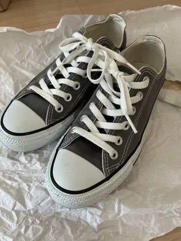 converse 그레이 스니커즈 24.5cm
