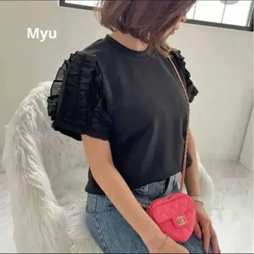 새상품급 완판 Myu 프릴 라인 슬리브 블랙