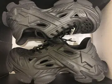 [ NEXT IMPULSIVE ] Dad Crocs Shoes