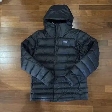 Patagonia 다운 스웨터 후디 S 사이즈