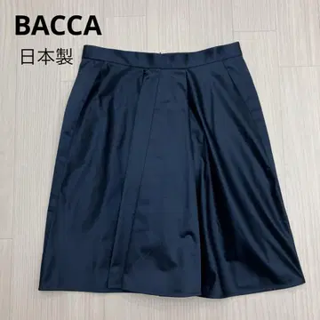 BACCA 밧카 새틴 플레어 스커트 일본제 네이비