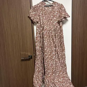 누키테파 허리 리본 플라워 프린트 티어드 원피스 인도 면
