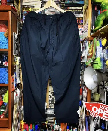 BROCHURE 1P CHINO 네이비 와이드 팬츠